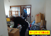 台所の棚の中などを整理作業