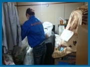 女性スタッフによる遺品整理